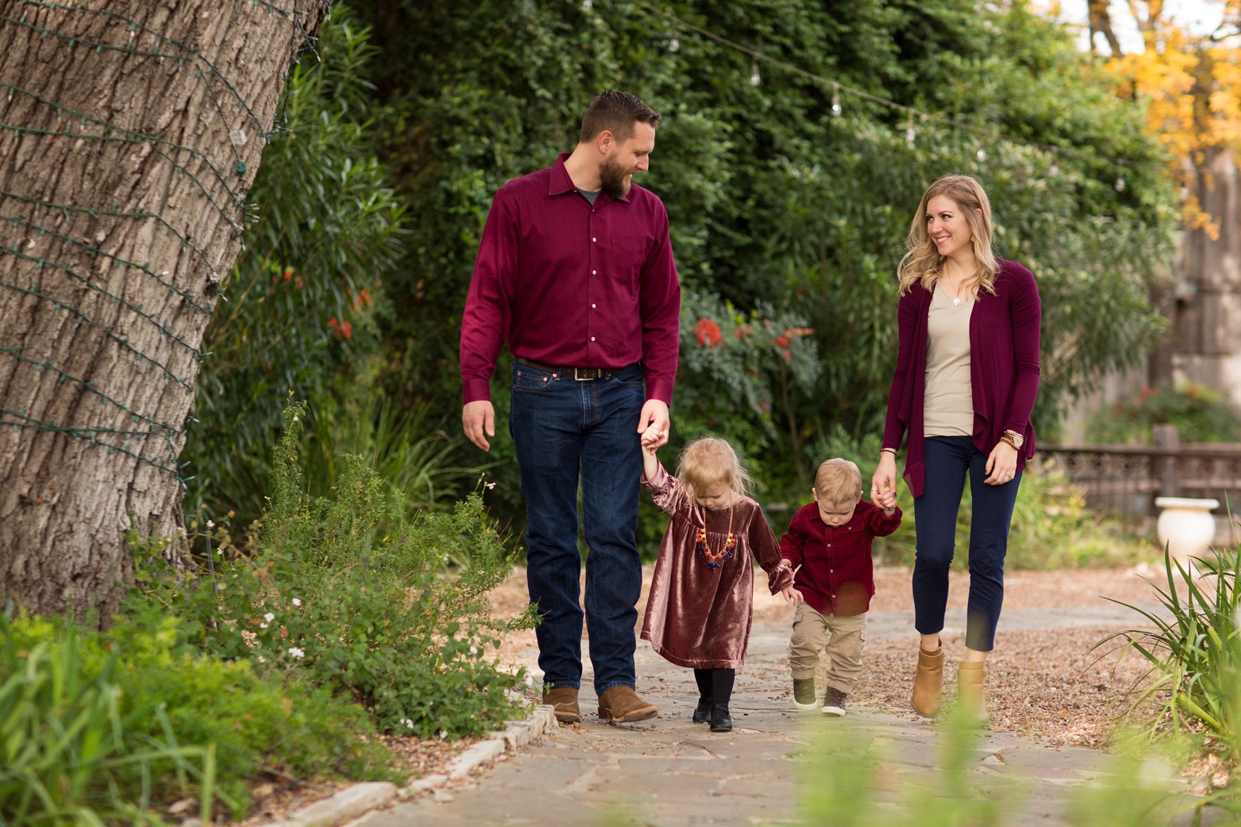 Family Portraits gallery image 6